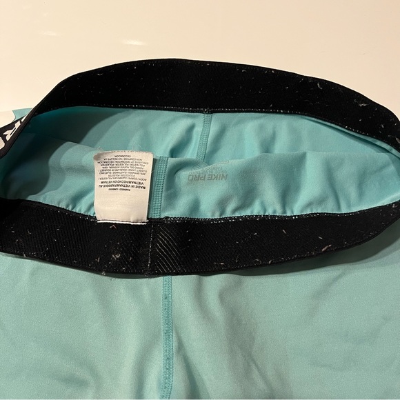 Nike Pro Training shorts Medium - Picture 8 of 8
